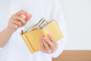 財布に入れると金運が上がる最強アイテム7選