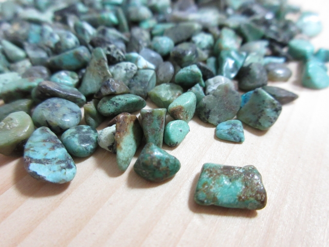 ターコイズとは？成功と守りを象徴する「旅人の天然石」の意味と魅力